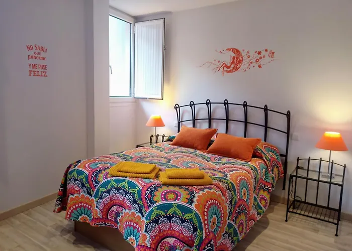 La Casita de Diana Laredo, Casco Antiguo, playa cercana, parking opcional